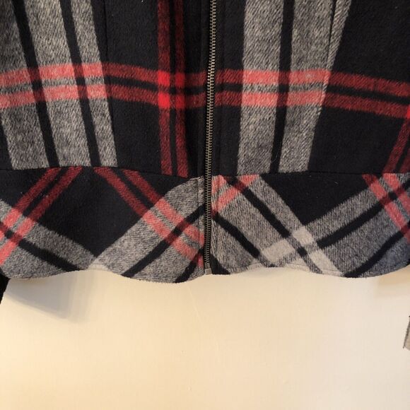 JOLT MEDIUM BLACK GREY PLAID WOOL FLANNEL ZIP FRONT JACKET PEPLUM CHEST POCKET - Picture 4 of 9